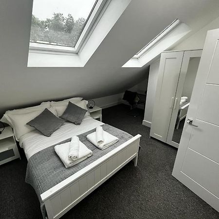 2 Bedroom Flat Londres Extérieur photo