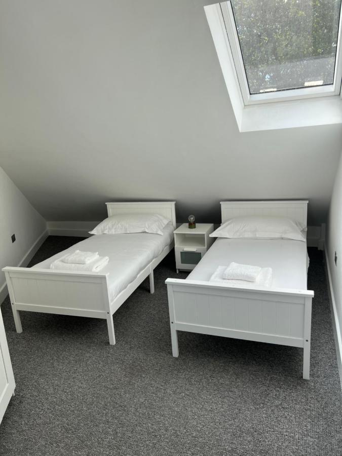 2 Bedroom Flat Londres Extérieur photo